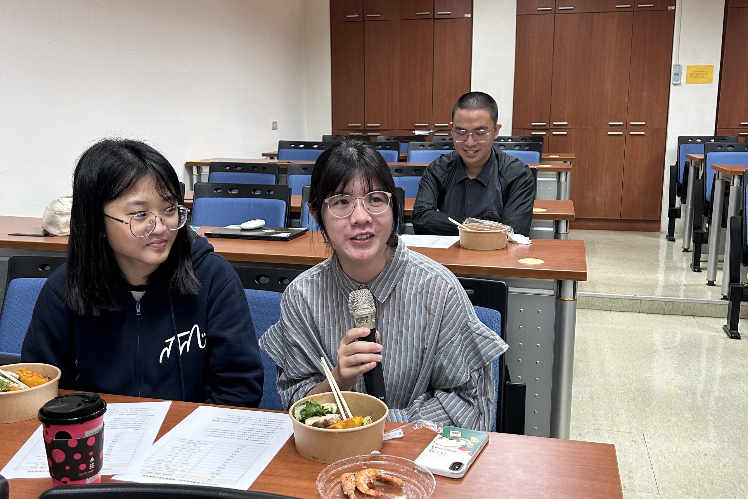 學生分享遇過最奇怪的加簽方式