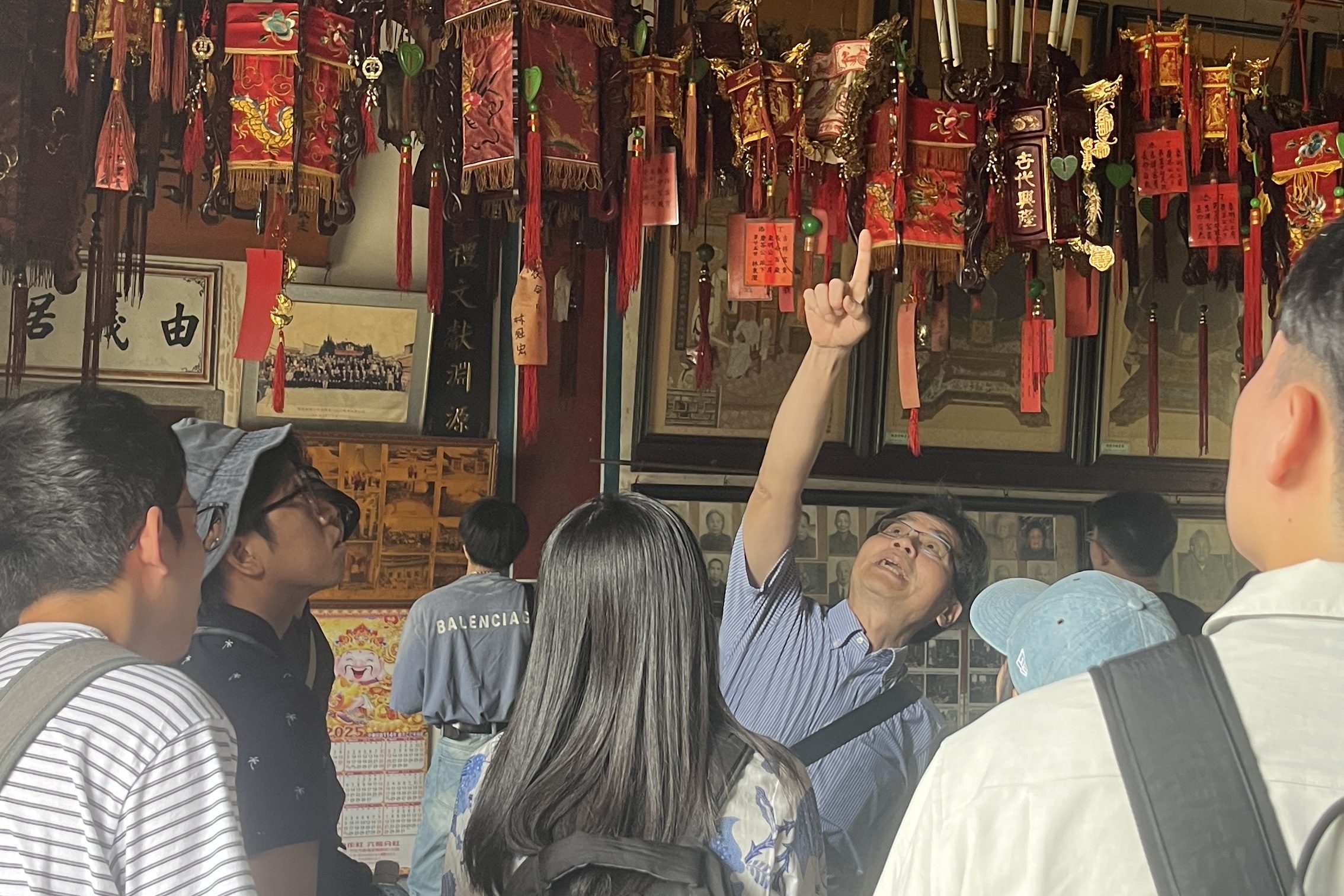 講師介紹廟宇的特色